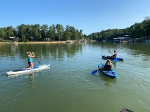 Lakefront Retreat: Dock,Paddleboard,Kayak& Fishing - Image 2