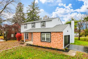 Spacious 4BR Near Botanical Gardens - Image 2