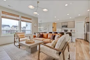 Luxurious 4-BR Bungalow with Office - Park Setting - Image 2