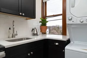Luxe loft w/city & mountain views - Image 2