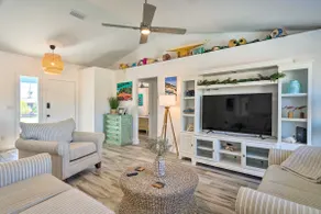 Swim, Fish & Boat: Beachy Home in Cape Coral! - Image 4