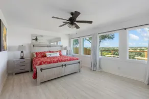 Guadalupe Bluff Farmhouse - Image 5