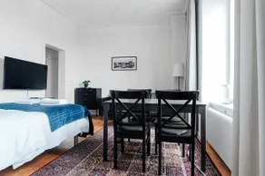 Beautiful studio in heart of Old Town - Image 3