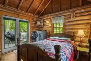 Door County Romantic Cabin in Ephraim Near Trails - Image 3