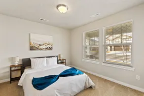 Star Family Home | King Bed | 5 TVs | Walkable to Downtown and Albertsons - Image 4