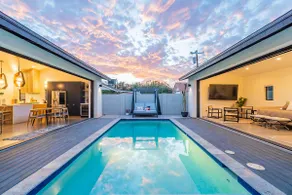 Beautiful Designer home - HTD Pool & Guest Casita - Image 3