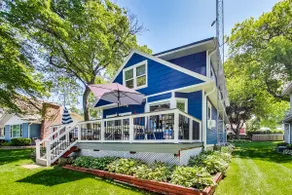 Lake Daze | Lakefront Powers Lake Home, Sleeps 11 - Image 4