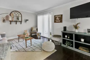 Private Gated Community 2BR Condo Close to Beach - Image 5