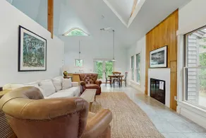 Unique Island Retreat: Fast WiFi & Dog-Friendly - Image 4