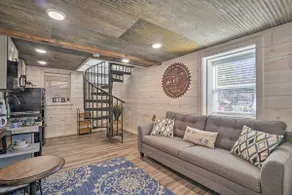 Peaceful Cookeville Cabin in Unique Setting - Image 3