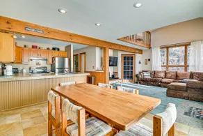 Near Hiking & Skiing: Hunter Mountain Getaway! - Image 4