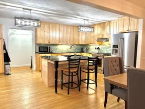 Everley Home & Guesthouse | Sleeps 20 | Spacious - Image 5