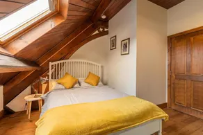 Host & Stay - The Nave - Image 5