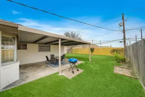 Pasadena 3BR with Game Room, Patio & BBQ Grill - Image 3