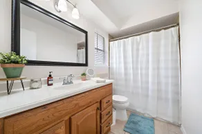Pasadena 3BR with Game Room, Patio & BBQ Grill - Image 5
