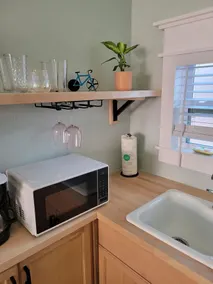 Charming Beachside Studio: Steps to Sand & Flagler - Image 4