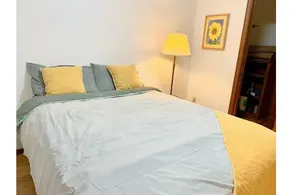 Lovely Condo Across from Downtown w Mountain View - Image 3