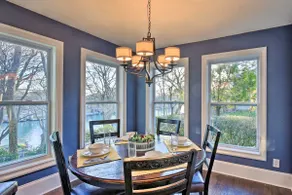 10 Mi to New Braunfels: Waterfront Seguin Gem - Image 2