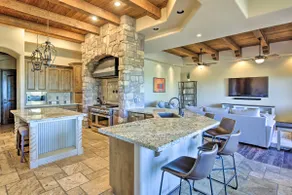 Near Golfing: Mesa Villa w/ Outdoor Oasis & Pool! - Image 3