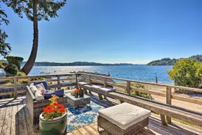 Gig Harbor Historical Beach House in Wollochet Bay - Image 2