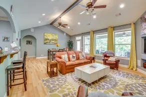 < 5 Mi to Lake Desoto: Grand Hot Springs Home - Image 4