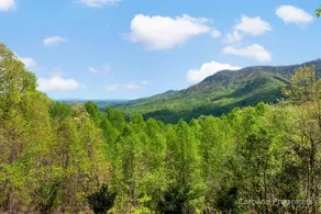 Big View, Fire Pit, Cozy and Romantic - Writer's Block by Carolina Properties - Image 5