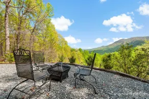 Big View, Fire Pit, Cozy and Romantic - Writer's Block by Carolina Properties - Image 3