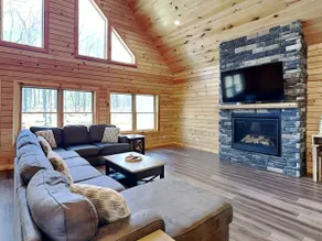 Hilltop Hideaway - Image 5