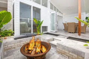 Unwind Pet Friendly 1 Min Walk to Beach - Image 3