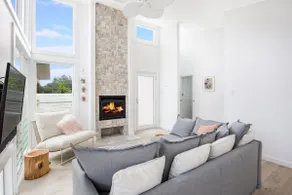 Unwind Pet Friendly 1 Min Walk to Beach - Image 4