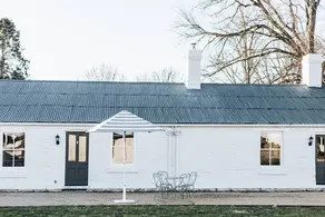 Foxlow Station Luxury Quarters - Historic Farmstay - Image 3