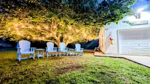 Island House: Kayaks, Bikes, Beach Gear & Firepit - Image 2