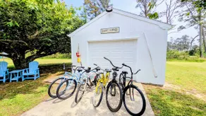 Island House: Kayaks, Bikes, Beach Gear & Firepit - Image 4