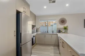 2 Ulonga Court - Image 5