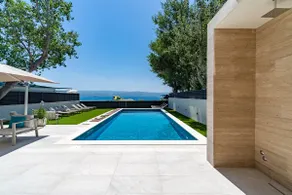 Strandvilla Erce mit privatem, 40 m2 großem, beheiztem Pool, einem Fitnessstudio, 7 Schlafzimmern mit Bad, einer Dachterrasse und 2 Wohnbereichen - Image 5