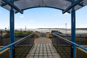 3 South Beach Court - Cosy Seafront Apartment - Image 3