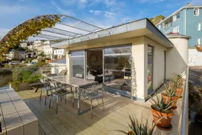 The Beach House - Image 5