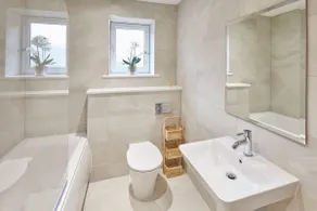 Host & Stay - 3 Queens Court - Image 4