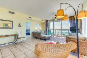 Sunsational Navarre Condo: Beach Chair Service - Image 4
