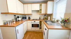 Charming Cottage in historic Grantchester Village - Image 4