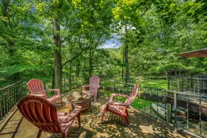 The Shire-riverside w/hot tub, fire pit, kayaks & fenced yard - Image 4