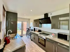 Johnson House - Great for Contractors or Family Holidays - Image 4