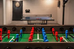 9 mins to GR-Hot Tub-Fire Pit-PingPong-Foosball - Image 4
