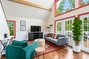 Hot Tub, Fire Pit, Deck, Grill, WiFi, Dog-Friendly - Image 3