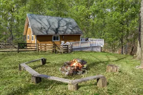 Hot Tub, Fire Pit, Deck, Grill, WiFi, Dog-Friendly - Image 2