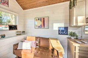 Shared Dock & Lake Access: Daingerfield Tiny Home - Image 5