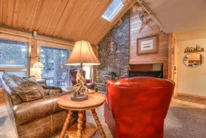 7 Pineneedle - eine gemütliche Sunriver-Hütte einen kurzen Spaziergang zum Fluss! - Image 5
