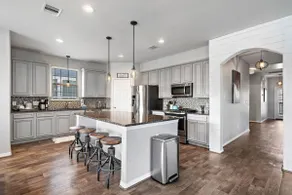Perfect Seabrook retreat just minutes from the bay with fire pit and Cowyboy soaking pool - Image 4