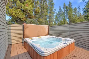 On Meadows golf course, Hot tub, AC view! - Image 2