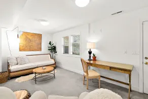 Cozy Old Town condo + Garage + Patio Steps to Ruston Way! - Image 2